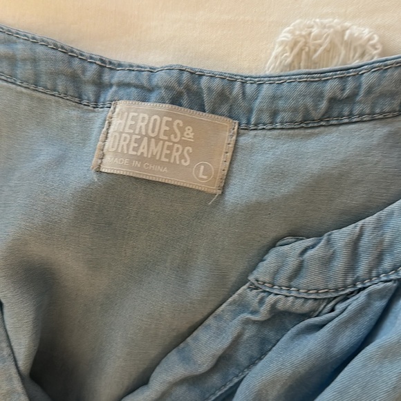 Heroes and dreamers chambray short sleeve button romper large blue 100% tencel - Picture 6 of 6